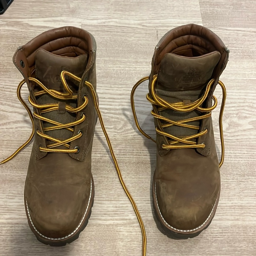 Kodiak Canadas Boot size 9US Men’s